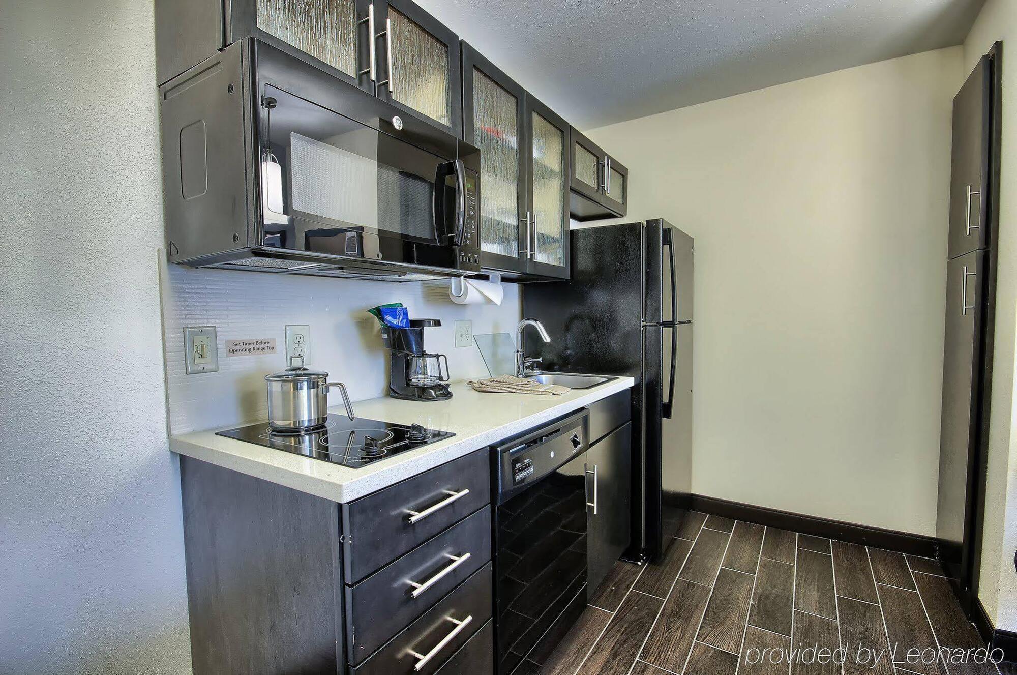 Candlewood Suites Columbus - Grove City By Ihg Exterior photo