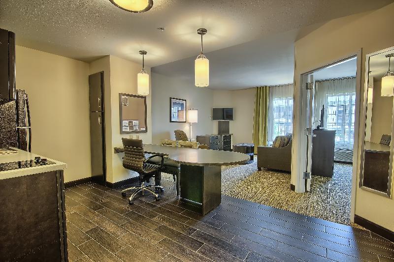 Candlewood Suites Columbus - Grove City By Ihg Exterior photo